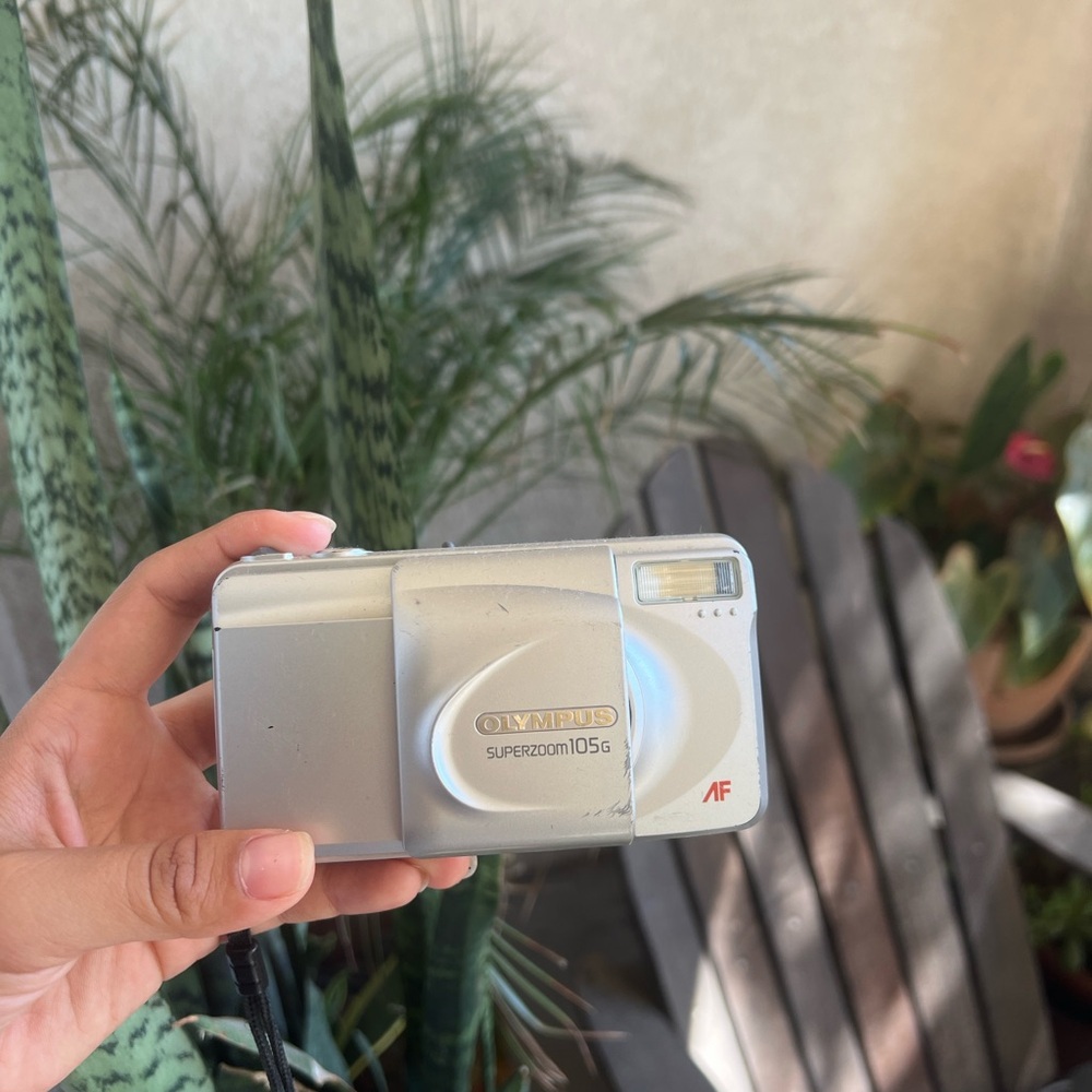 olympus superzoom 105g